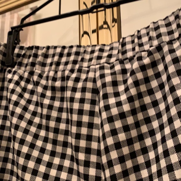 PANT - Picture 3 of 16